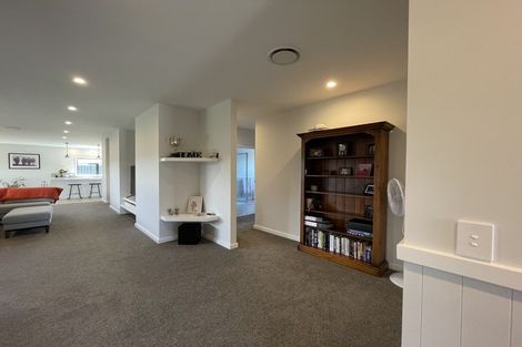 Photo of property in 9 Gee Place, Taradale, Napier, 4112