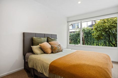 Photo of property in 91 Memorial Avenue, Ilam, Christchurch, 8053