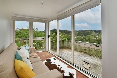 Photo of property in 11 Pinchgut Road, Kaukapakapa, 0873