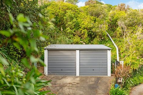 Photo of property in 82 Cluny Road, Plimmerton, Porirua, 5026