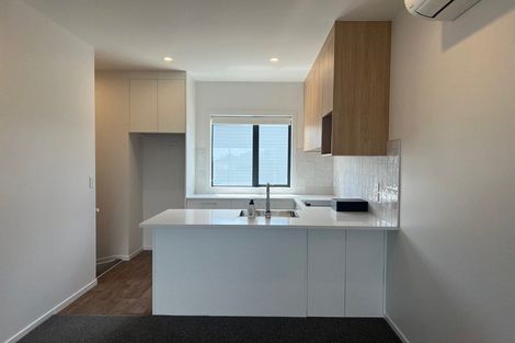 Photo of property in 2/30 Bowater Place, Manurewa, Auckland, 2102