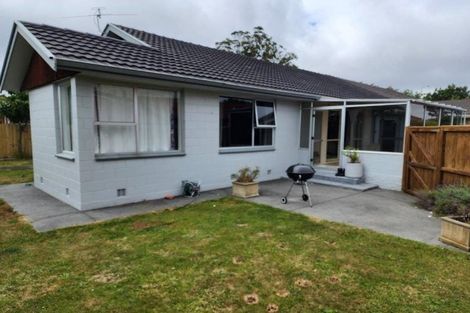 Photo of property in 1/11a Abbotts Place, Avonhead, Christchurch, 8042