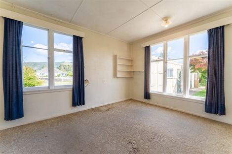 Photo of property in 4 Smith Street, Waimate, 7924