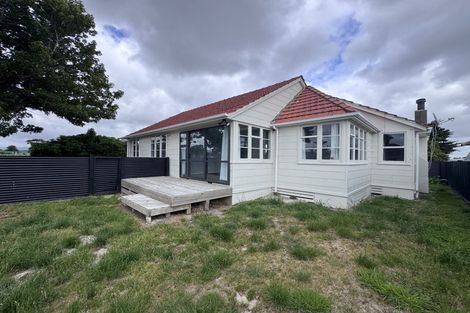 Photo of property in 32 Thames Street, Roslyn, Palmerston North, 4414