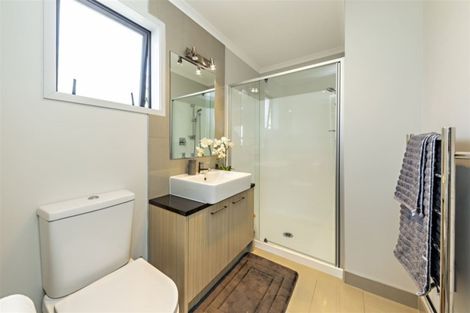 Photo of property in 17 Hirimate Place, Flat Bush, Auckland, 2019