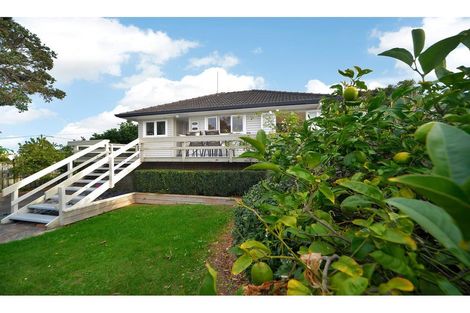 Photo of property in 53 Matai Road, Stanmore Bay, Whangaparaoa, 0932