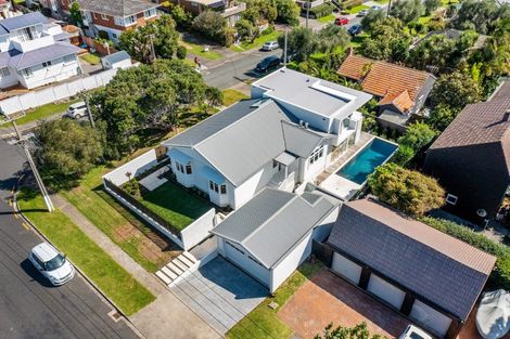 Photo of property in 6 Rewiti Avenue, Takapuna, Auckland, 0622