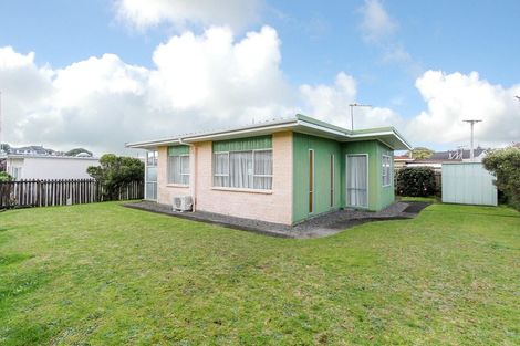 Photo of property in 3b Naumai Place, Spotswood, New Plymouth, 4310