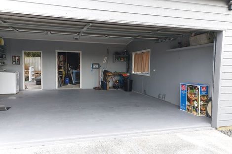 Photo of property in 9 Charles Prevost Drive, The Gardens, Auckland, 2105