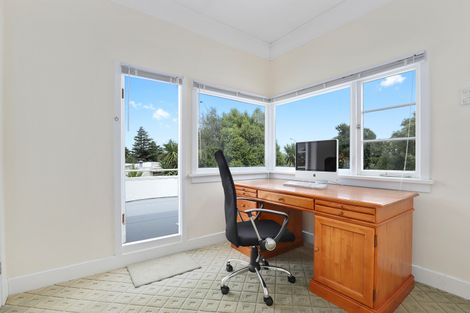 Photo of property in 84 Kenrick Street, Te Aroha, 3320