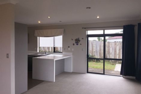 Photo of property in 248 Royal Road, Massey, Auckland, 0614