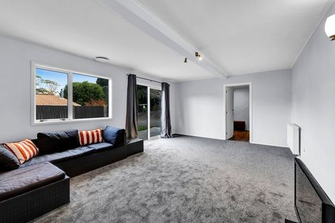 Photo of property in 11 Roto Street, Westown, New Plymouth, 4310