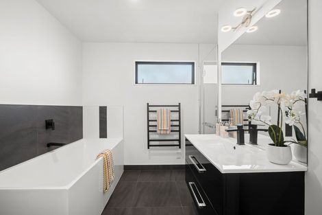 Photo of property in 39c Mackworth Street, Woolston, Christchurch, 8062