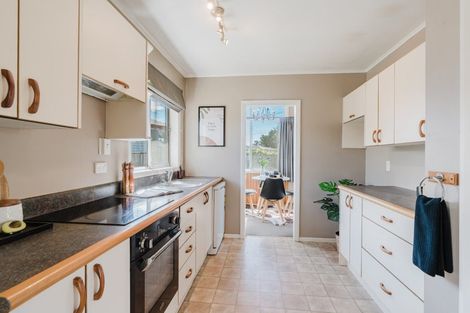 Photo of property in 83 Bruce Avenue, Glenview, Hamilton, 3206