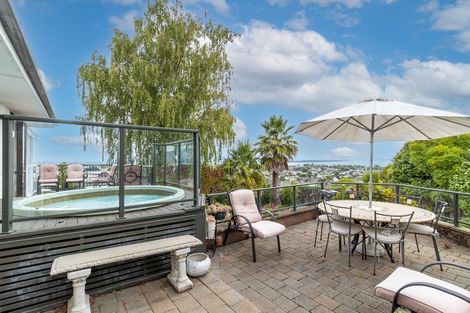 Photo of property in 51 Tosswill Road, Tahunanui, Nelson, 7011