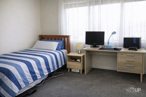 Photo of property in 91b Hobsonville Point Road, Hobsonville, Auckland, 0616