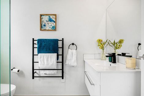 Photo of property in 15 Walnut Road, Riverhead, 0820