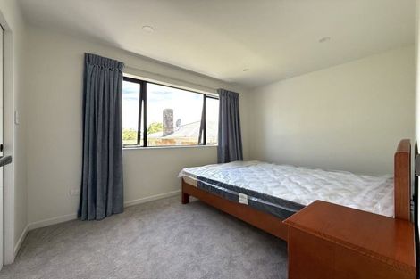 Photo of property in 28d Kereru Street, Henderson, Auckland, 0612