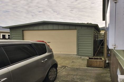 Photo of property in 27a Tremewan Street, Tawa, Wellington, 5028