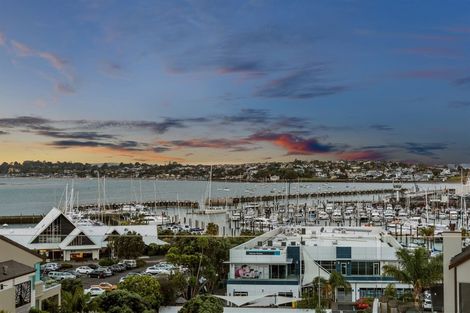 Photo of property in 61 Compass Way, Half Moon Bay, Auckland, 2012