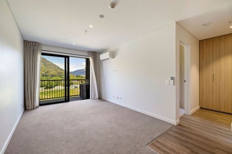 Photo of property in Toru Apartments, 408/10 Copper Beech Avenue, Frankton, Queenstown, 9300