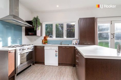 Photo of property in 27 Oakland Street, Andersons Bay, Dunedin, 9013