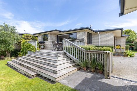 Photo of property in 35a Ropiha Street, Fitzroy, New Plymouth, 4312