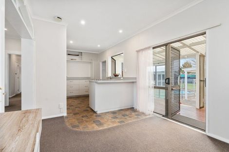 Photo of property in 4 Mckenzie Terrace, Carterton, 5713
