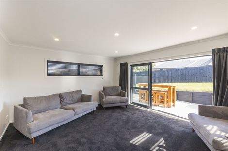 Photo of property in 8 Poplar Grove, Feilding, 4702
