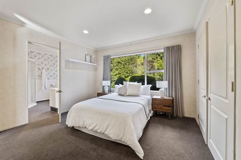 Photo of property in 333 Devon Street West, New Plymouth, 4310