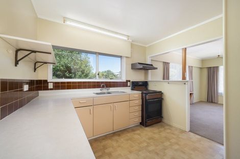 Photo of property in 16 Bacot Place, Howick, Auckland, 2014