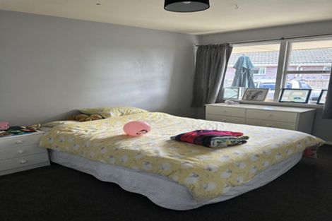 Photo of property in 16 Pimlico Place, Bishopdale, Christchurch, 8053