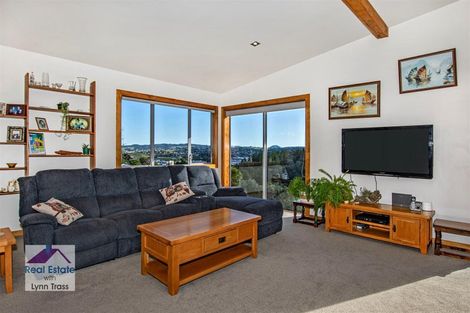 Photo of property in 69 Memorial Drive, Parahaki, Whangarei, 0112