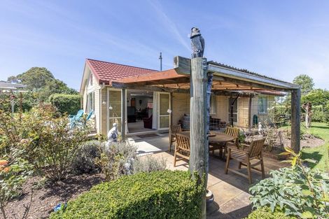 Photo of property in 5 Buckland Street, Tikokino, Waipawa, 4273