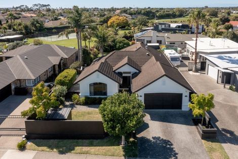 Photo of property in 135 Palm Beach Boulevard, Papamoa Beach, Papamoa, 3118