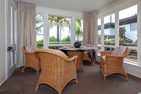 Photo of property in 107 Brunton Crescent, Thames, 3500