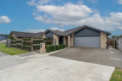 Photo of property in 52 Aquila Crescent, Rototuna North, Hamilton, 3210