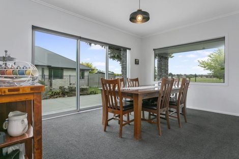 Photo of property in 21 Brancaster Place, Cambridge, 3434