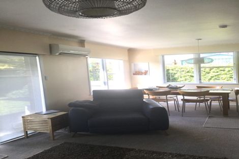 Photo of property in 2/6 Alana Place, Mount Wellington, Auckland, 1060