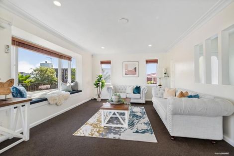 Photo of property in 2/2 Napoleon Avenue, Milford, Auckland, 0620