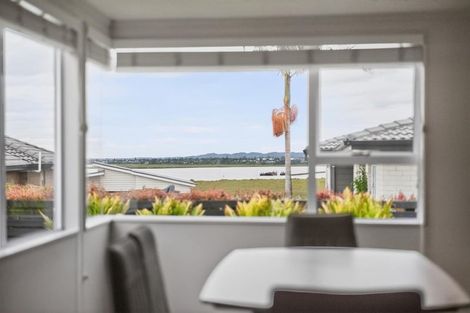 Photo of property in 1/12 Bannings Way, Hobsonville, Auckland, 0618