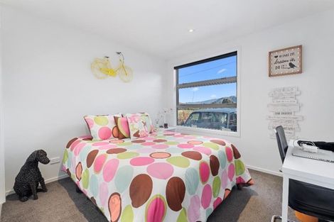 Photo of property in 3 Templeton Street, Albert Town, Wanaka, 9305