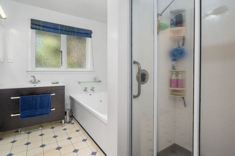 Photo of property in 2/151 Yaldhurst Road, Sockburn, Christchurch, 8042