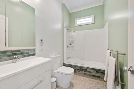 Photo of property in 7 Danube Street, Island Bay, Wellington, 6023