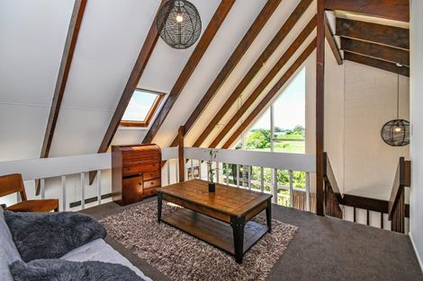 Photo of property in 9 Coulthard Terrace, Opaheke, Papakura, 2113