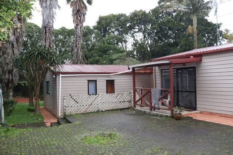 Photo of property in 105 Tidal Road, Mangere, Auckland, 2022