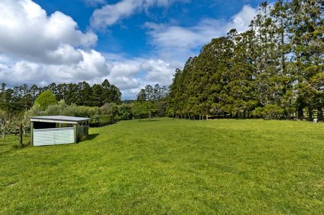 Photo of property in 106 Sanders Road, Paremoremo, Albany, 0793
