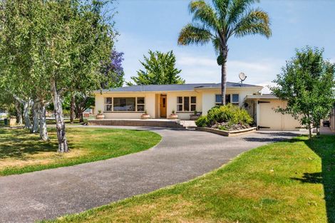 Photo of property in 68 Puketapu Road, Taradale, Napier, 4112