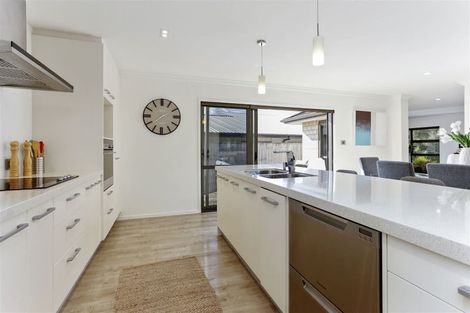 Photo of property in 6 Kettlewell Drive, Silverdale, 0932