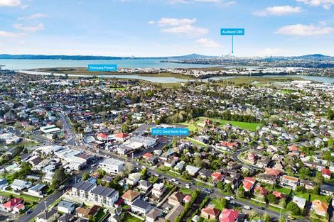 Photo of property in 4337c Great North Road, Glendene, Auckland, 0602